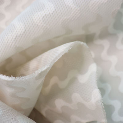 Good price Jacquard Tränenabweisendes 3D-Gittermaterial Recycling-Polyester-Gitter 3mm Online