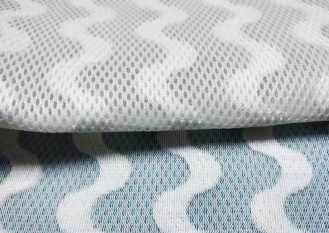 Jacquard Tränenabweisendes 3D-Gittermaterial Recycling-Polyester-Gitter 3mm 0