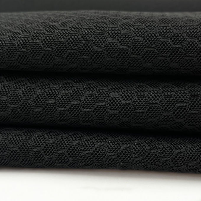 Atemberaubendes Luftnetz Material Recycling Polyesternetz 3mm 57in 400gm 2