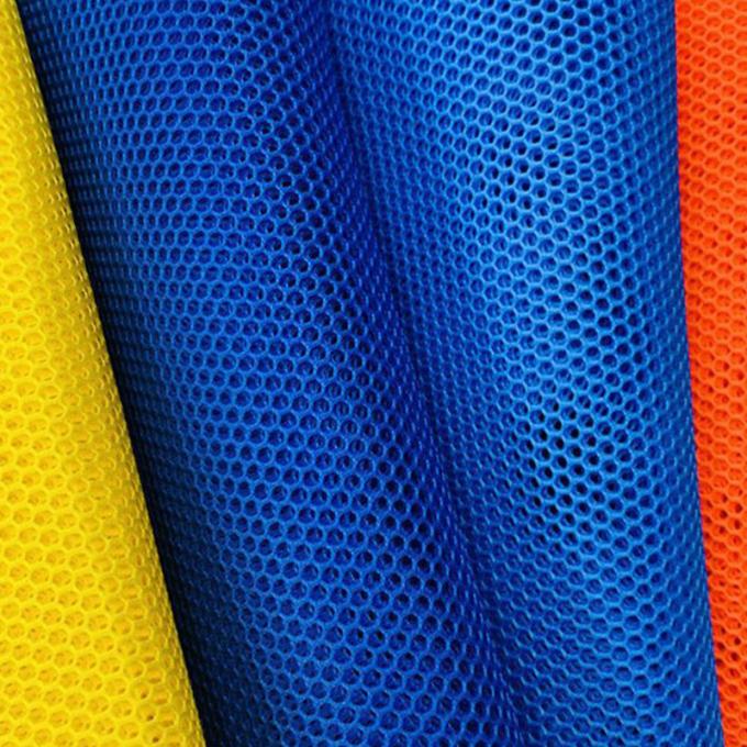 100 Prozent Polyester-Spacer-Netzgewebe Leichtgewicht Polyester-Netzgewebe 230gm 1
