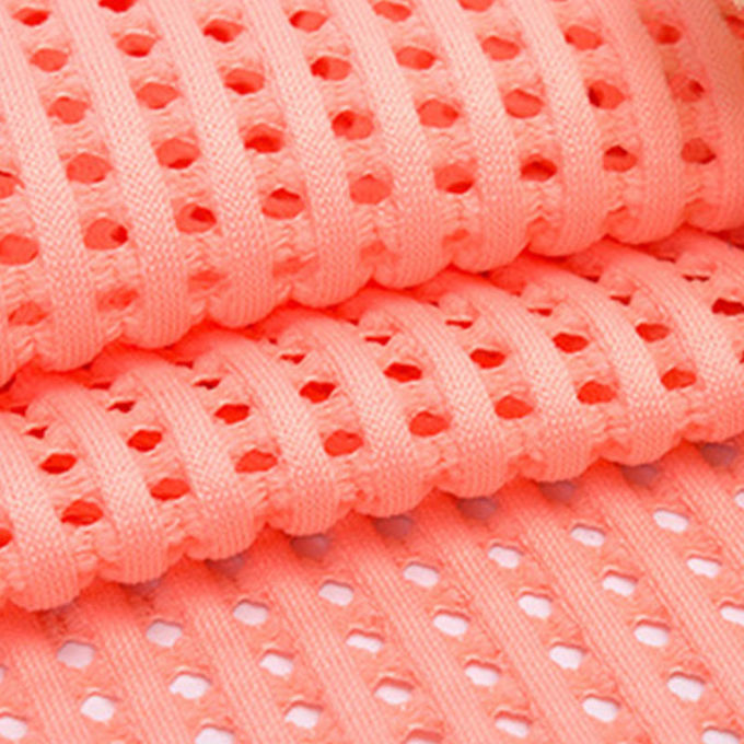 3 - 6mm 350 - 560GSM Warp Knit Mesh 3d Spacer Mesh Stoff für Bekleidung 1