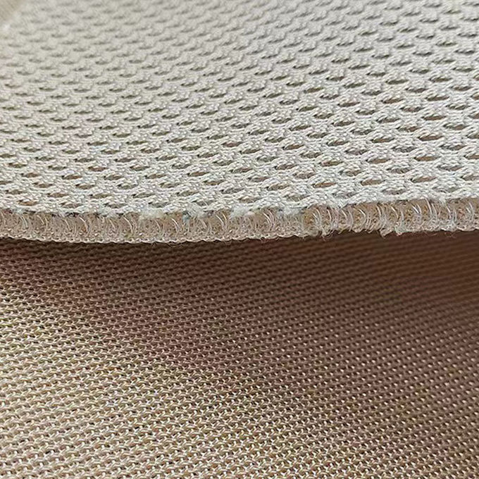 Atmungsaktive gestrickte 3D-Glasfaser 3D-Raumnetz 100% Polyester 600GSM 2